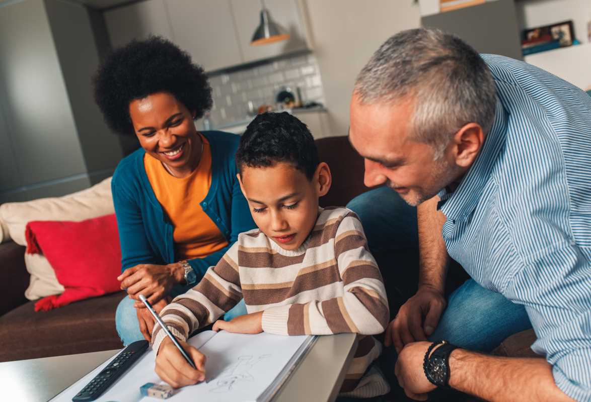 Low-Cost Education Savings Plans for Parents Who Invest