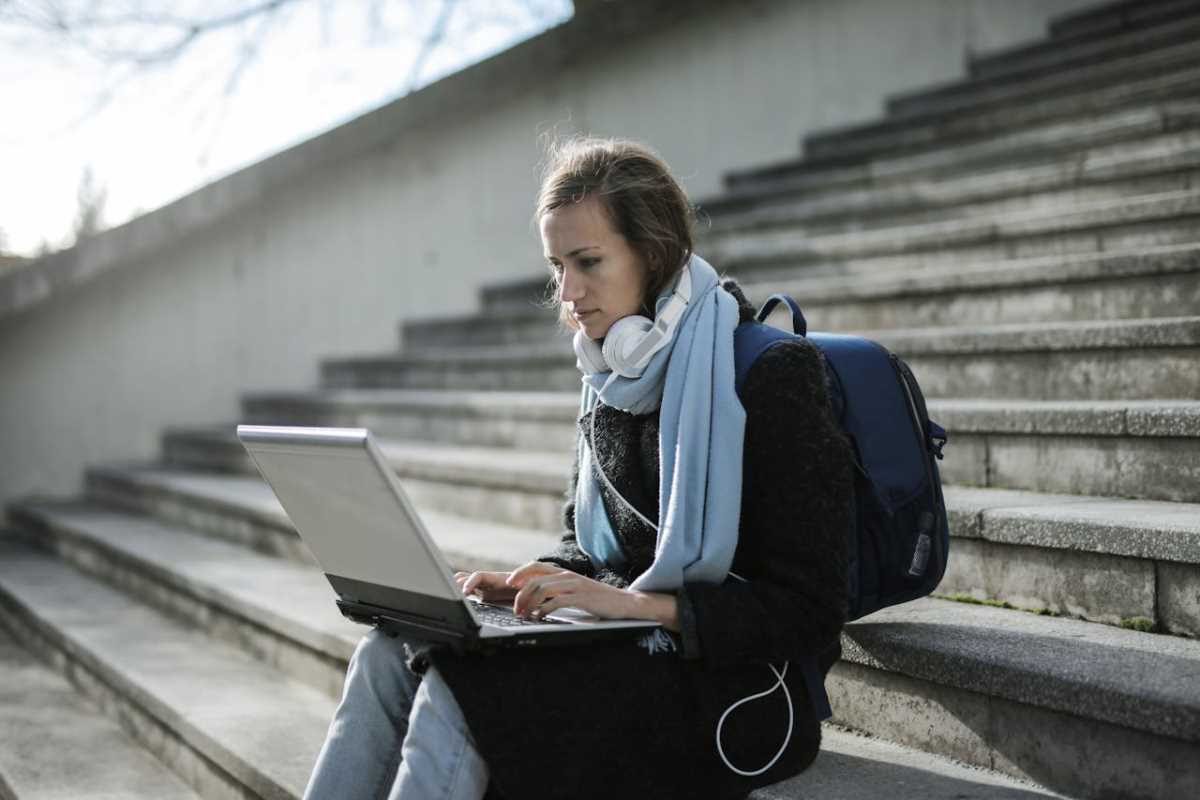 Comparing Online Degrees That Cost Less Than Traditional Programs